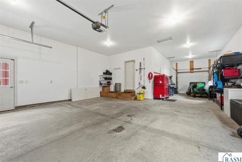 112 Jacob Drive Mankato MN 56001