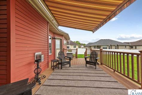 112 Jacob Drive Mankato MN 56001