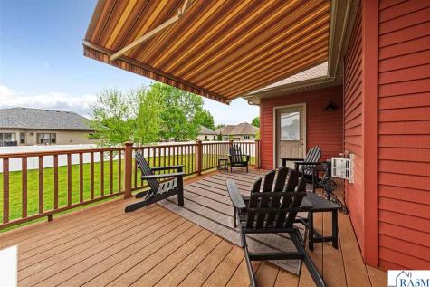 112 Jacob Drive Mankato MN 56001