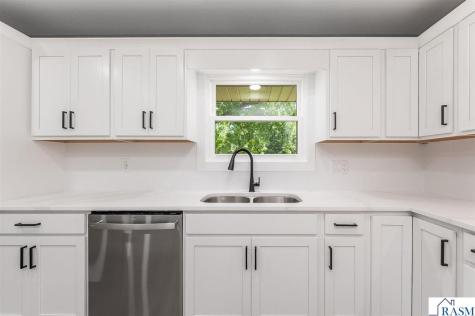 300 Viking Drive Mankato MN 56001