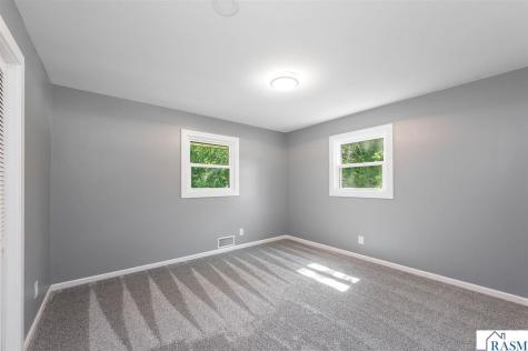 300 Viking Drive Mankato MN 56001