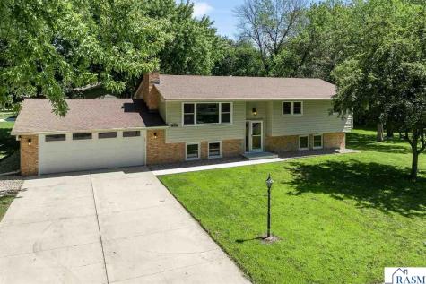 300 Viking Drive Mankato MN 56001