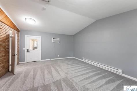 300 Viking Drive Mankato MN 56001