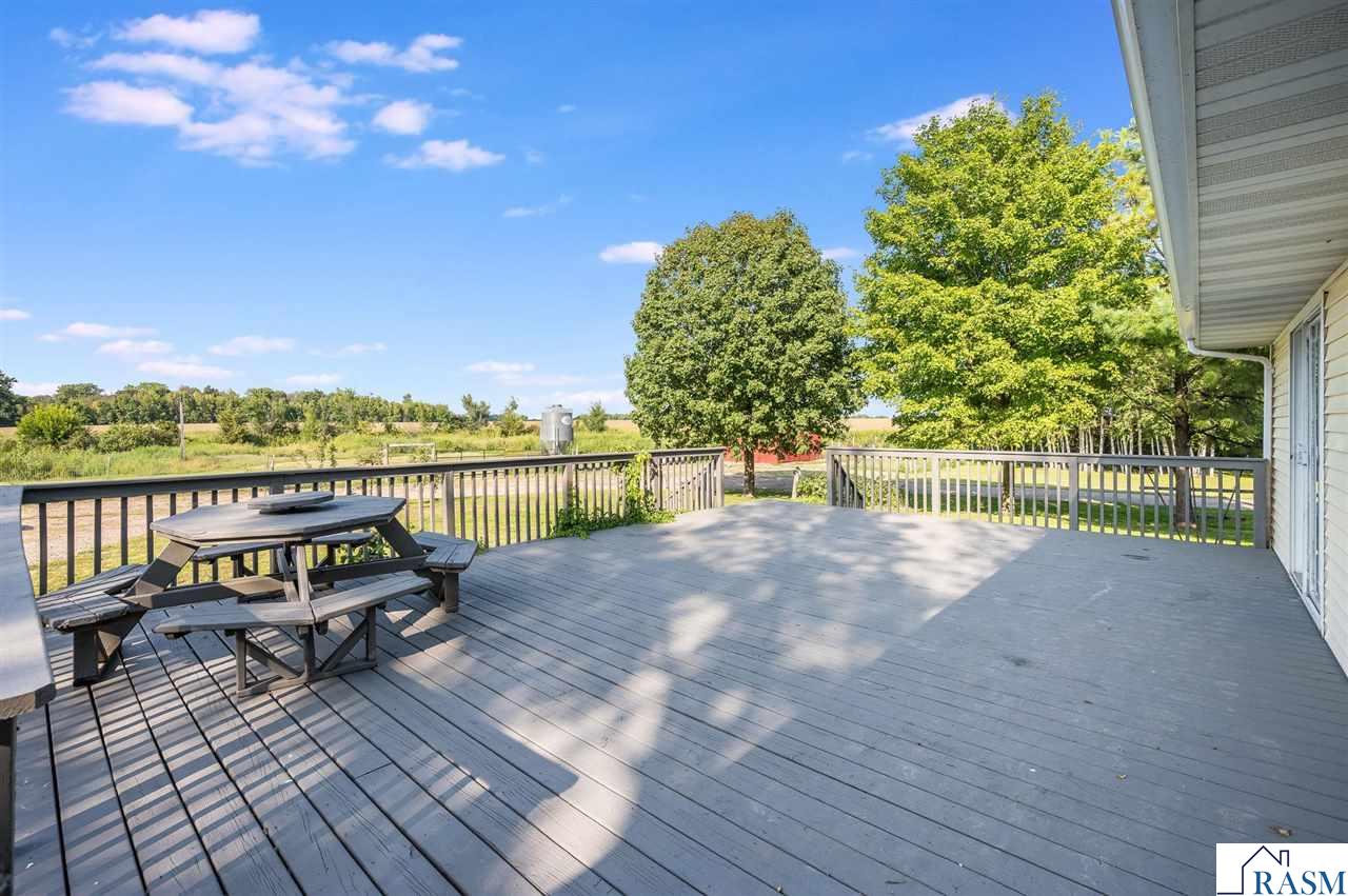 30452 390th Street Le Sueur MN 56058