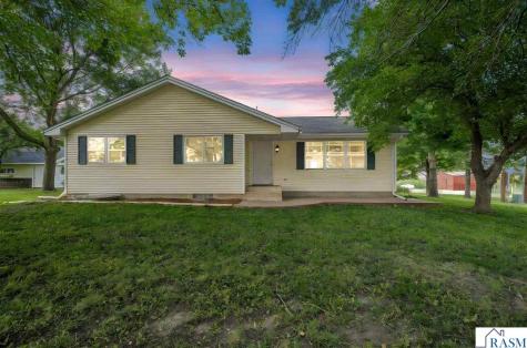 30452 390th Street Le Sueur MN 56058