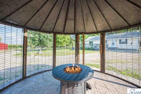 30452 390th Street Le Sueur MN 56058
