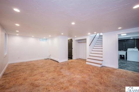30452 390th Street Le Sueur MN 56058