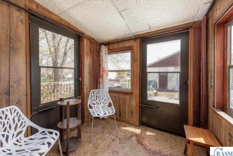 1609 4th Avenue Mankato MN 56001
