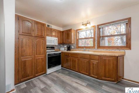 1609 4th Avenue Mankato MN 56001