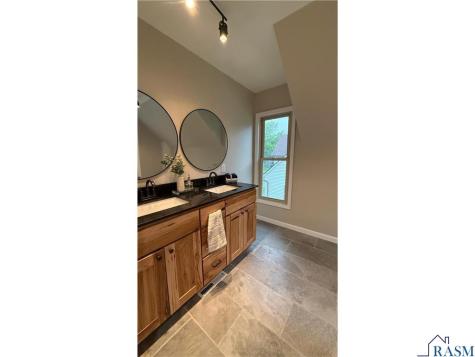 212 N Murphy Street Lake Crystal MN 56055