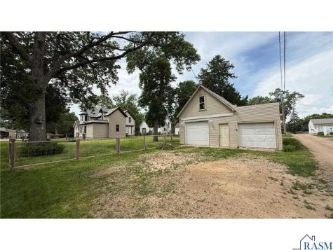 212 N Murphy Street Lake Crystal MN 56055