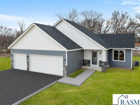 13 Kodiak Court North Mankato MN 56003