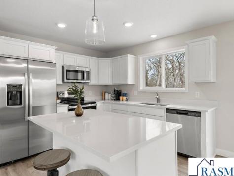13 Kodiak Court North Mankato MN 56003