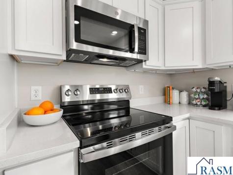 13 Kodiak Court North Mankato MN 56003