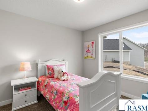 13 Kodiak Court North Mankato MN 56003