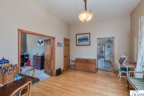 326 W Grace Street St. Peter MN 56082