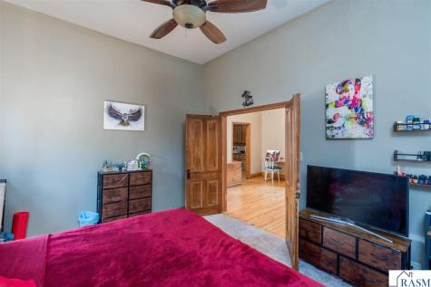 326 W Grace Street St. Peter MN 56082