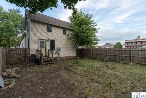 326 W Grace Street St. Peter MN 56082