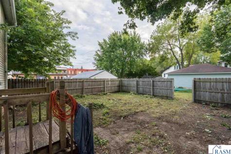 326 W Grace Street St. Peter MN 56082