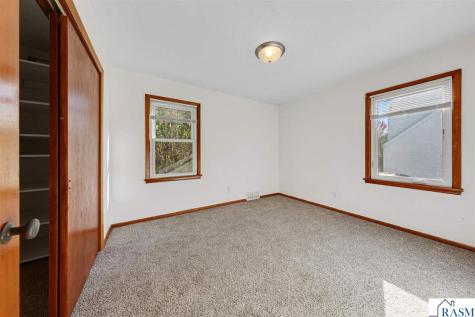 817 S 5th Street New Ulm MN 56073