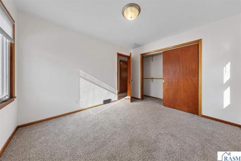 817 S 5th Street New Ulm MN 56073