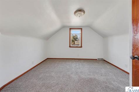 817 S 5th Street New Ulm MN 56073