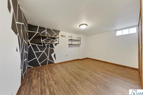 817 S 5th Street New Ulm MN 56073