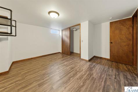 817 S 5th Street New Ulm MN 56073