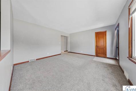 817 S 5th Street New Ulm MN 56073