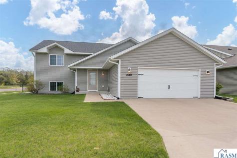 2080 Pratt Circle St. Peter MN 56082