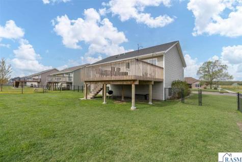 2080 Pratt Circle St. Peter MN 56082