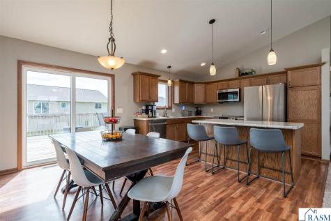 2080 Pratt Circle St. Peter MN 56082