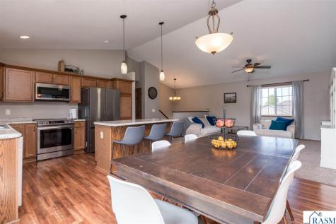 2080 Pratt Circle St. Peter MN 56082