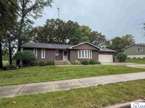 1422 Southridge Road New Ulm MN 56073