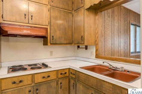 125 N Manitou Drive Mankato MN 56001-3517