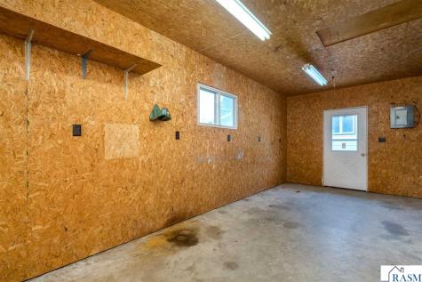 125 N Manitou Drive Mankato MN 56001-3517