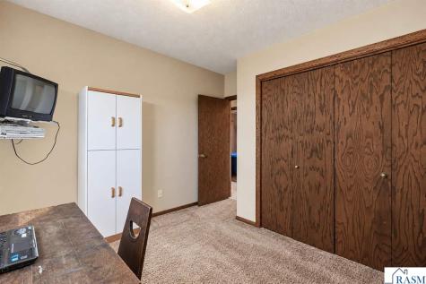 403 Valley View Drive Courtland MN 56021
