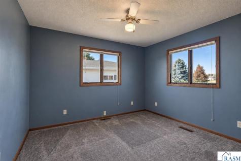 403 Valley View Drive Courtland MN 56021