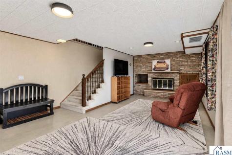 403 Valley View Drive Courtland MN 56021