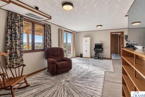 403 Valley View Drive Courtland MN 56021