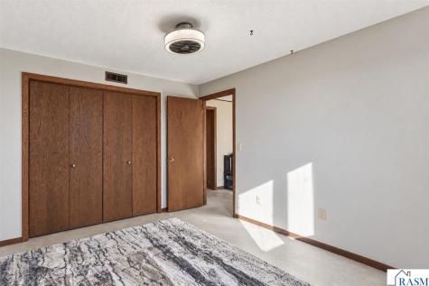 403 Valley View Drive Courtland MN 56021