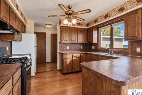 403 Valley View Drive Courtland MN 56021