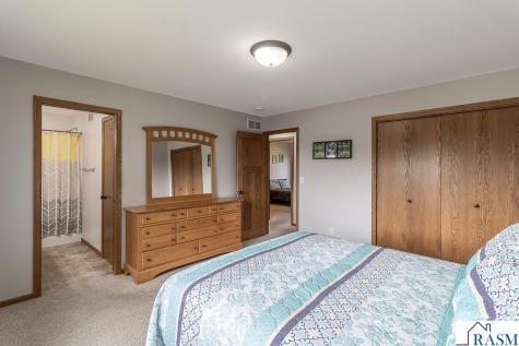 201 Pebble Creek Drive Mankato MN 56001