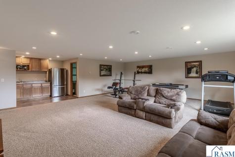 201 Pebble Creek Drive Mankato MN 56001