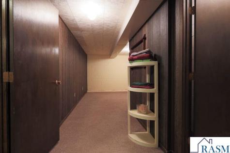 1604 N Franklin Street New Ulm MN 56073