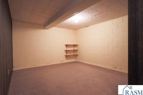 1604 N Franklin Street New Ulm MN 56073