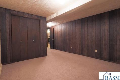 1604 N Franklin Street New Ulm MN 56073