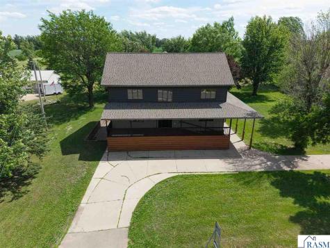 831 SW 2nd Street Glenville MN 56036
