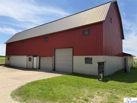 831 SW 2nd Street Glenville MN 56036