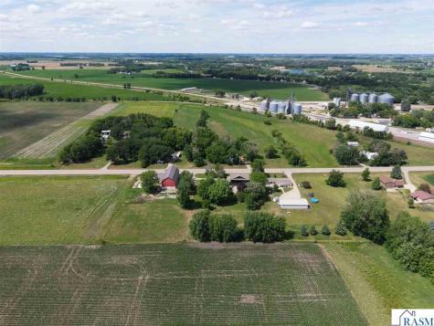 831 SW 2nd Street Glenville MN 56036